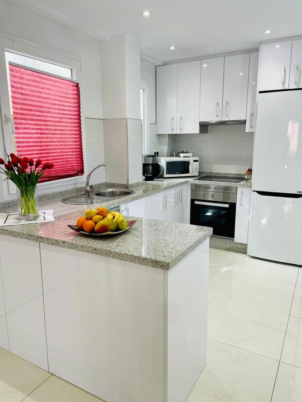 Apartament Salamanca Apartment Malaga Bagian luar foto